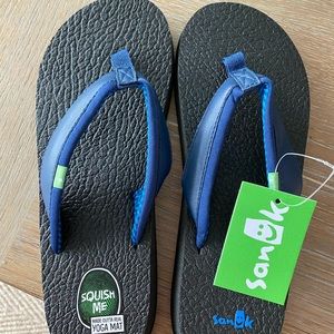 Women’s Sanuk flip flops